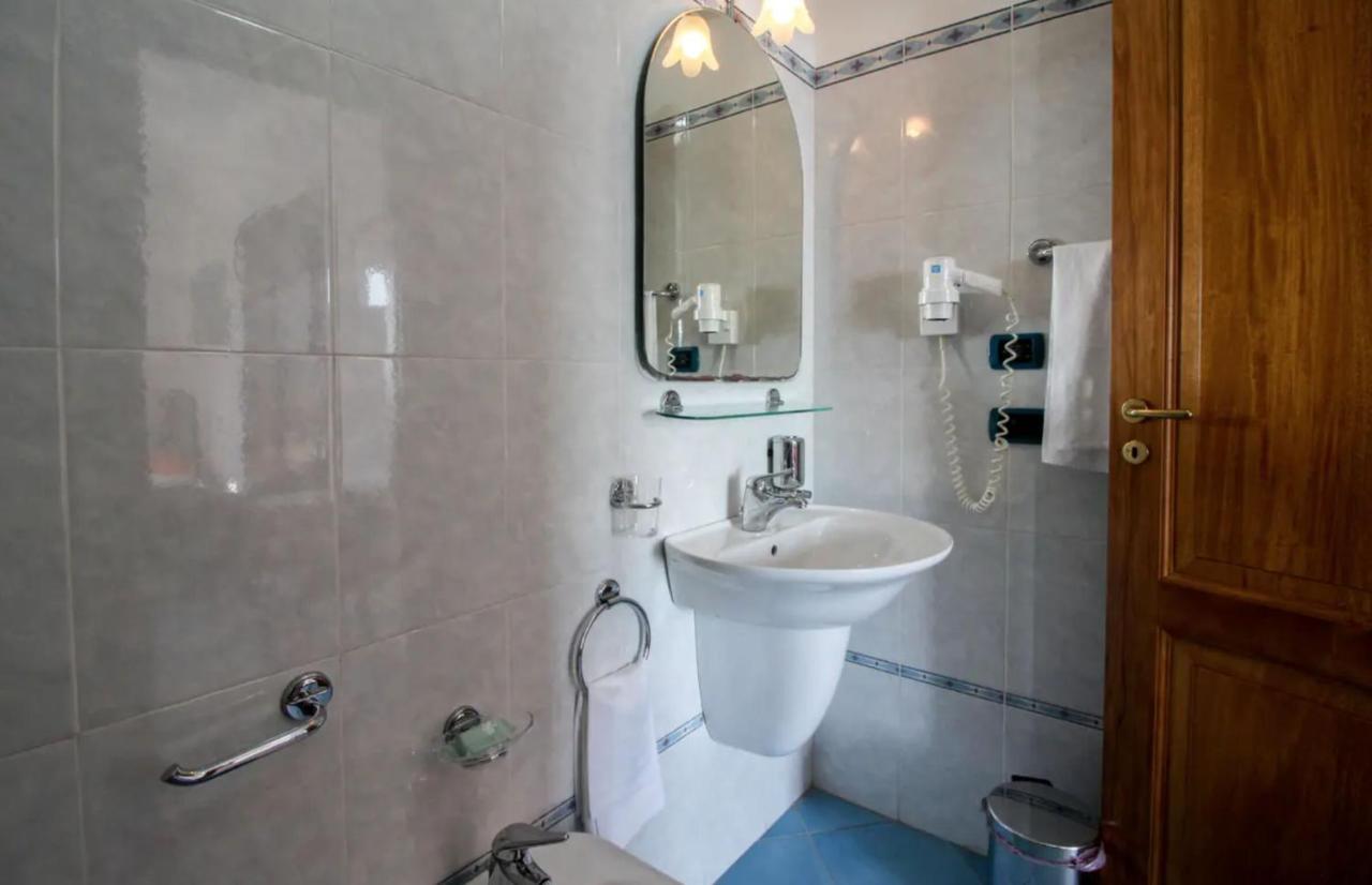 Casa Vacanza Artemis Lipari  Zewnętrze zdjęcie